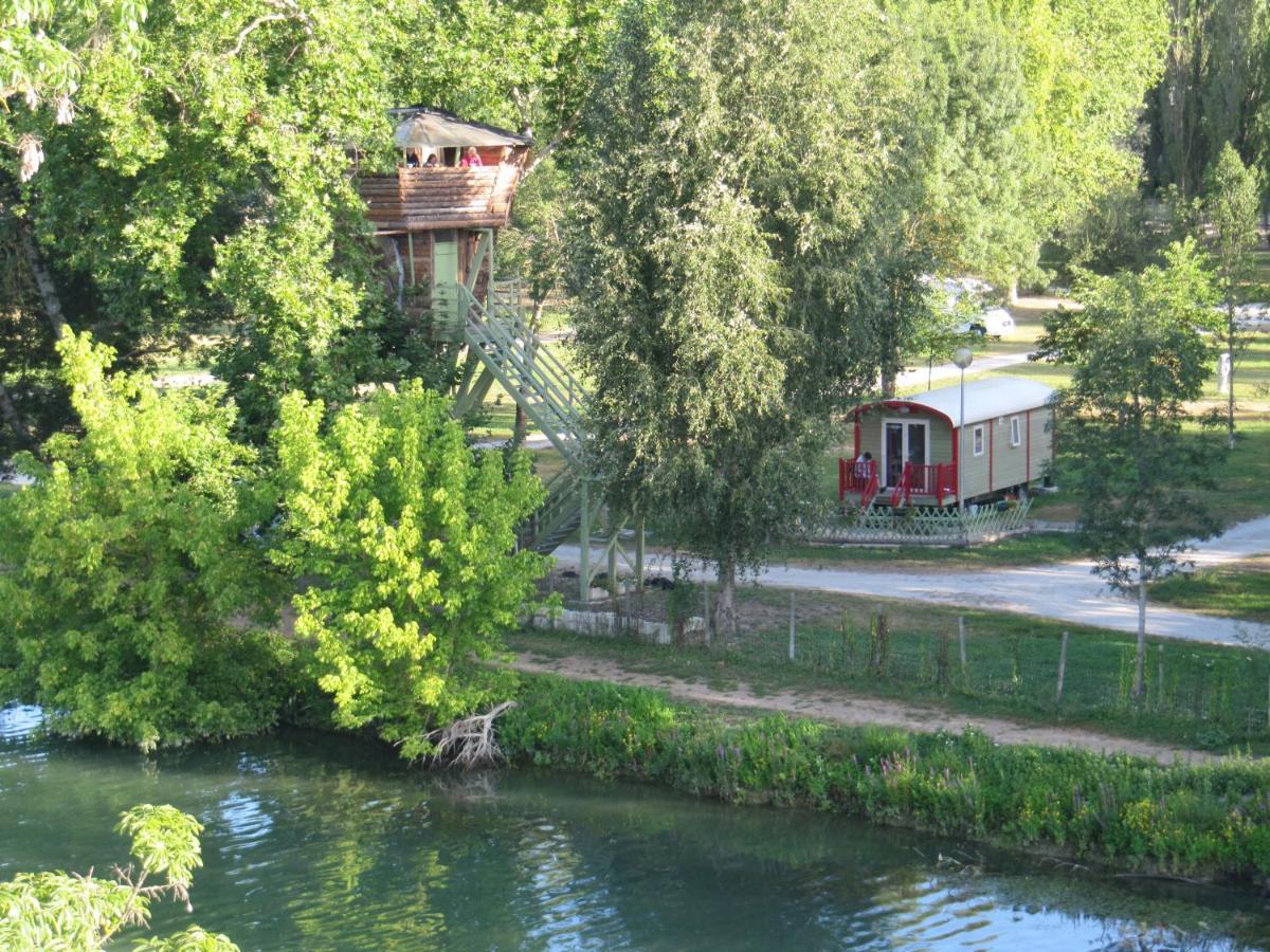 Camping Belle Riviere Chaniers Luaran gambar