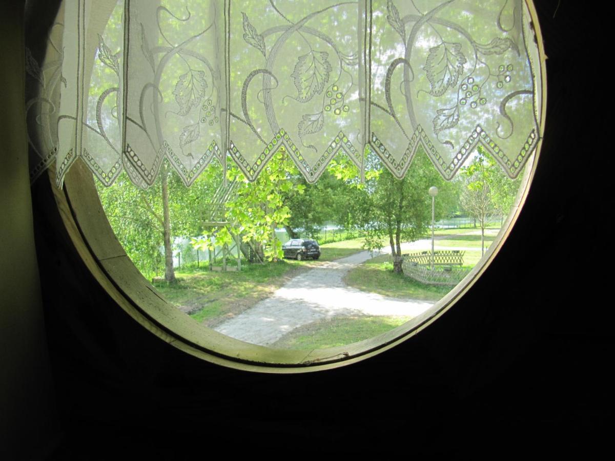 Camping Belle Riviere Chaniers Luaran gambar