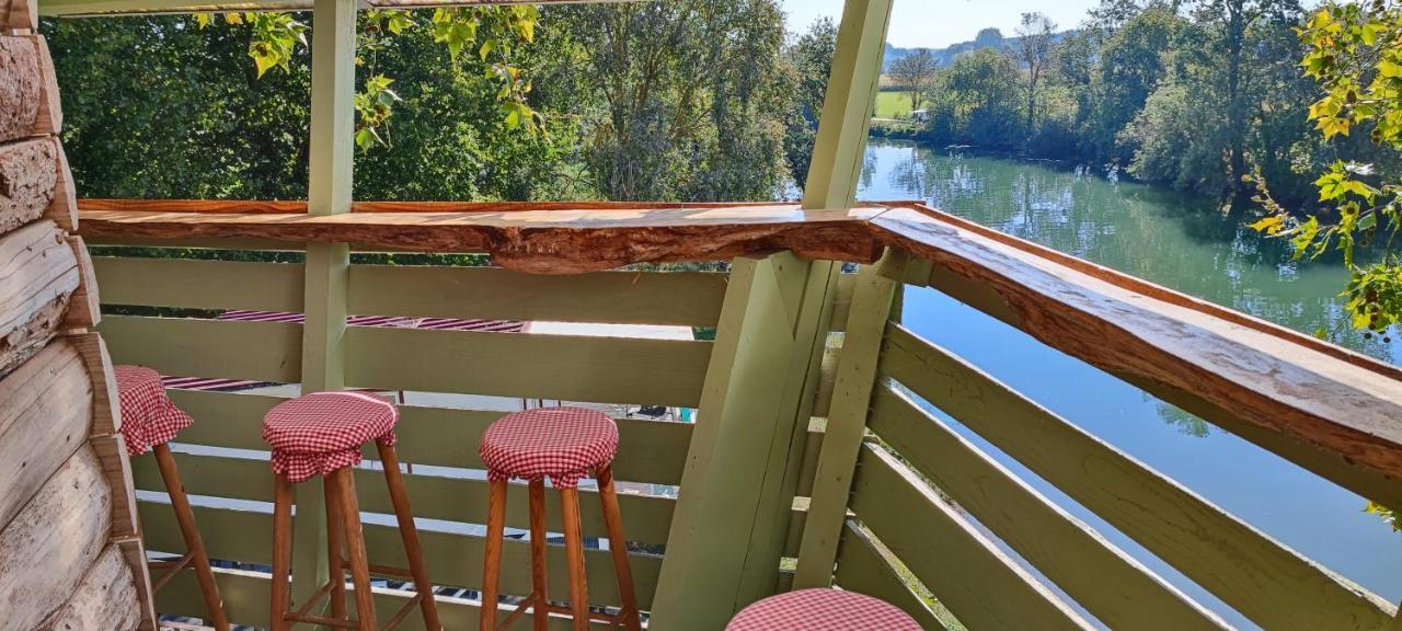 Camping Belle Riviere Chaniers Luaran gambar
